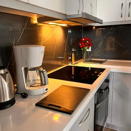 Village House Apartment