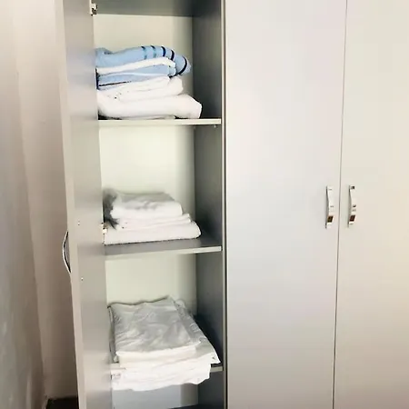 Village House Apartment *